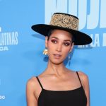 La cantante mexicana-estadounidense Moriah mientras posa para una fotografía, el 6 de mayo de 2023, en la alfombra de los primeros premios Mujeres en la Música Latina de Billboard celebrados en el Watsco Center en Miami, Florida (EEUU). EFE/Alicia Civita