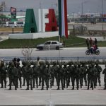 Miembros del Ejercito Mexicano permanecen al exterior del Aeropuerto Internacional Felipe Ángeles (AIFA) en el municipio de Zumpango, en el Estado de México (México). Fotografía de archivo. EFE/Sáshenka Gutiérrez