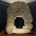Vista hoy de la pieza arqueológica "Portal del inframundo", exhibida en el Museo Regional de los Pueblos de Morelos, en la ciudad de Cuernavaca (México). EFE/Tony Rivera