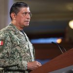 Fotografía cedida por la presidencia de México que muestra al secretario de la Defensa Nacional, Luis Cresencio Sandoval, durante la rueda de prensa del presidente Andrés Manuel López Obrador, hoy, en el Palacio Nacional de la Ciudad de México (México). EFE/ Presidencia De México SÓLO USO EDITORIAL/SÓLO DISPONIBLE PARA ILUSTRAR LA NOTICIA QUE ACOMPAÑA (CRÉDITO OBLIGATORIO)