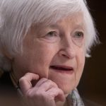 La secretaria del Tesoro, Janet Yellen, subrayó la semana pasada que el 1 de junio el Gobierno federal podría quedarse sin dinero para cumplir sus obligaciones si los republicanos no cambian de postura y permiten aumentar el techo de deuda sin requisitos. Fotografía de archivo. EFE/EPA/MICHAEL REYNOLDS