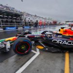 El monoplaza pilotado por el neerlandés Max Verstappen, de la escudería Red Bull de Fórmula 1, fue registrado este sábado, 17 de junio, durante la clasificación al Gran Premio de Canadá, en el autódromo Gilles Villeneuve, en Montreal (Canadá) EFE/Andre Pichette