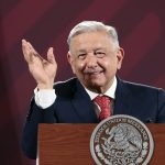 El presidente de México, Andrés Manuel López Obrador, habla durante su conferencia de prensa matutina hoy, en el Palacio Nacional en Ciudad de México (México). EFE/José Méndez