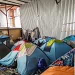 Fotografía que muestra el albergue Movimiento Juventud 2000, donde permanecen migrantes de origen mexicano desplazados por la violencia hoy, en Tijuana (México). EFE/Joebeth Terríquez