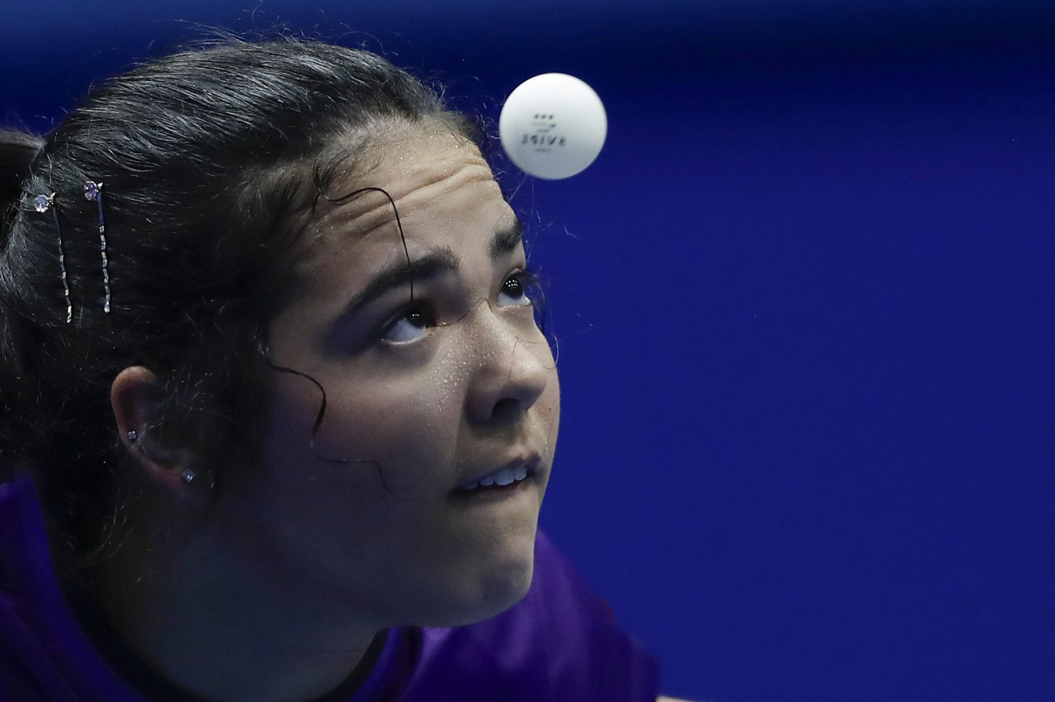 Fotografía tomada el pasado 21 de junio en la que se registró a la puertorriqueña Adriana Díaz, durante un partido del tenis de mesa femenino de los Juegos Centroamericanos y del Caribe 2023, en San Salvador (El Salvador). EFE/Rodrigo Sura