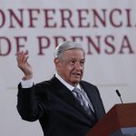 El presidente de México, Andrés Manuel López Obrador, habla durante una rueda de prensa hoy, en el Palacio Nacional de Ciudad de México (México). EFE/ Mario Guzmán