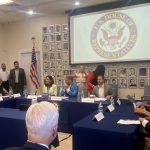 Miembros del Comité de Asuntos Exteriores del Congreso de EEUU asisten hoy, a una mesa redonda celebrada en la sede del Museo de la Brigada de Asalto 2506 en Miami, Florida (EEUU). EFE/ Lorenzo Castro