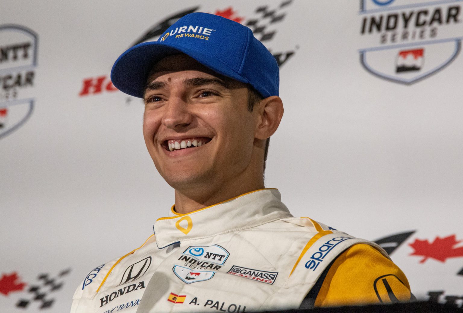 El piloto español del equipo Chip Ganassi de la Fórmula IndyCar, Alex Palou, fue registrado este domingo, 16 de julio, durante una rueda de prensa, luego de la carrera Honda Indy Toronto, en Toronto (Canadá). Palou fue segundo en la prueba y mantuvo el liderato del certametn. EFE/Julio César Rivas