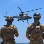 Fotografía de archivo donde se observa a varios miembros de la marina armada mexicana. EFE/ David Guzmán