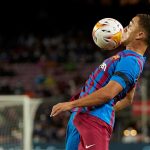 Fotografía de archivo en la que se registró al defensa del FC Barcelona Sergiño Dest, durante el partido de Liga en Primera División, en el estadio Camp Nou, en Barcelona (España). EFE/Alejandro García