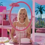 Fotografía cedida por Warner Bros donde aparece la actriz Margot Robbie durante un fragmento de la película "Barbie". Hay películas que logran convertirse en fenómeno incluso antes de estrenarse. EFE/ Warner Bros SOLO USO EDITORIAL/SOLO DISPONIBLE PARA ILUSTRAR LA NOTICIA QUE ACOMPAÑA (CRÉDITO OBLIGATORIO)