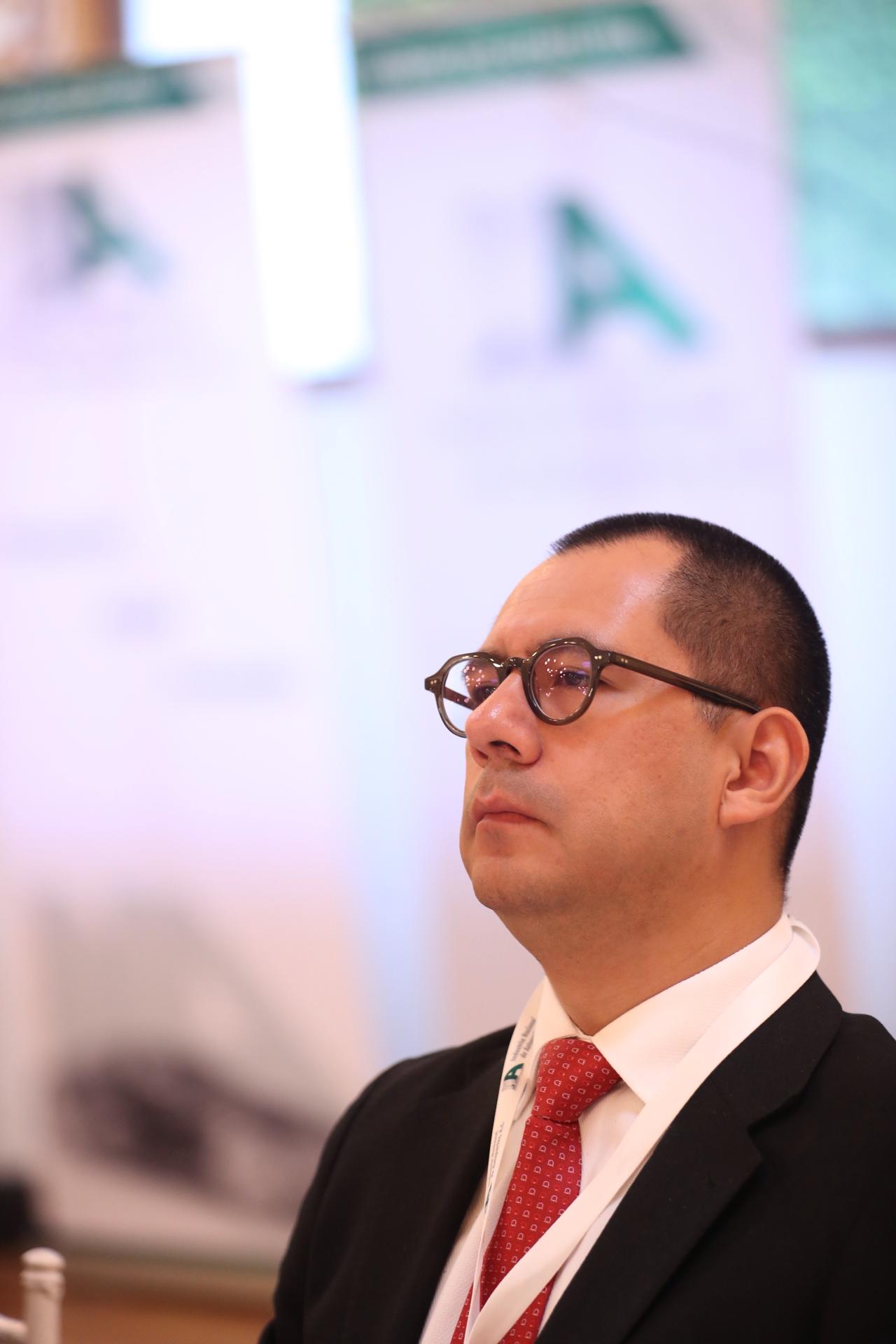 El director general de la Asociación Mexicana de la Industria Automotriz (AMIA), Odracir Barquera, participa en una rueda de prensa hoy, en Ciudad de México (México). EFE/Sáshenka Gutiérrez