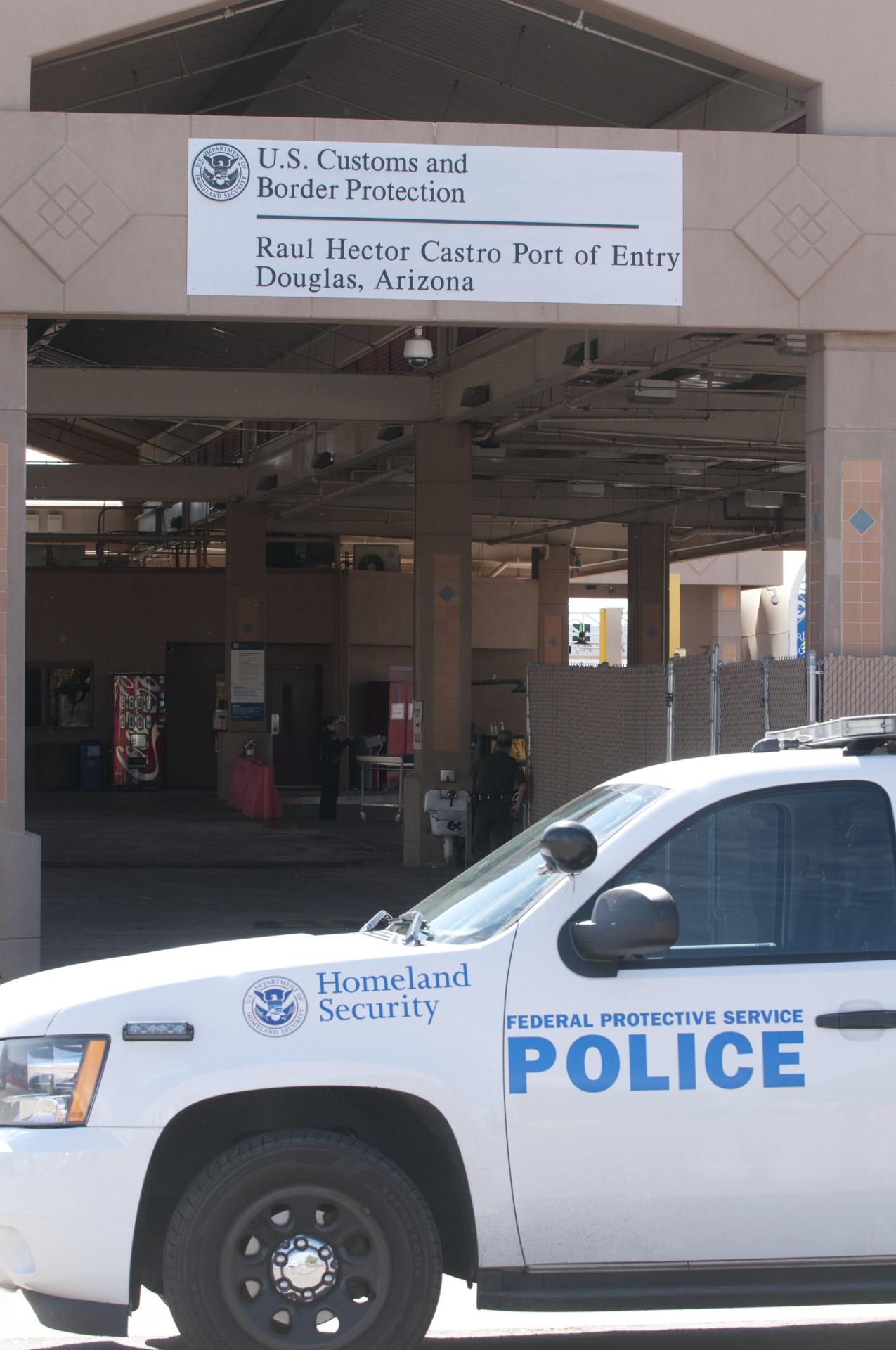 Fotografía de archivo de una patrulla de la policía de Arizona. EFE/Gary Williams