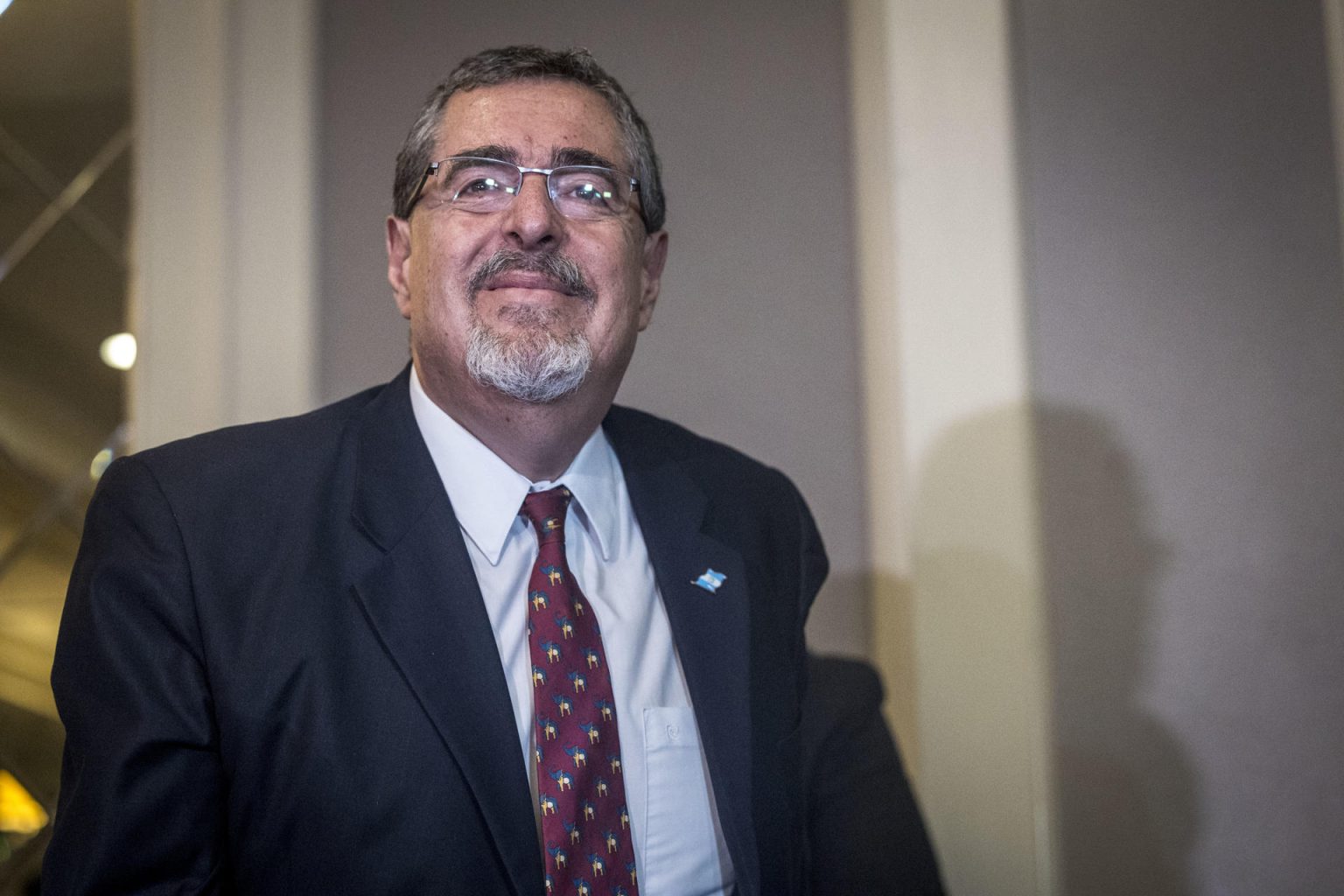 El presidente electo Bernardo Arévalo, participa durante una conferencia de prensa en Ciudad de Guatemala (Guatemala). EFE/Esteban Biba