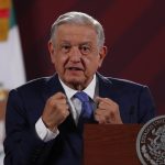 El presidente de México, Andrés Manuel López Obrador, habla durante una conferencia de prensa hoy, en el Palacio Nacional, en Ciudad de México (México). EFE/Mario Guzmán