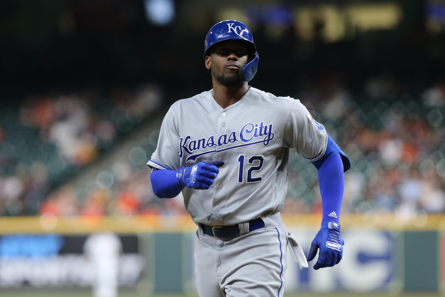 Fotografía de archivo en la que se registró al beisbolista cubano Jorge Soler, al actuar con los Reales de Kansas City y actual jardinero derecho de los Marlins de Miami. Soler conectó su cuadrangular 29 de la temporada en el triunfo 5-1 de su equipo sobre los Astros de Houston de la MLB. EFE/Jorge Campos