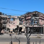 Fotografía de escombros tras un incendio, el 20 de agosto de 2023, en Lahaina (EE.UU.). EFE/Octavio Guzmán