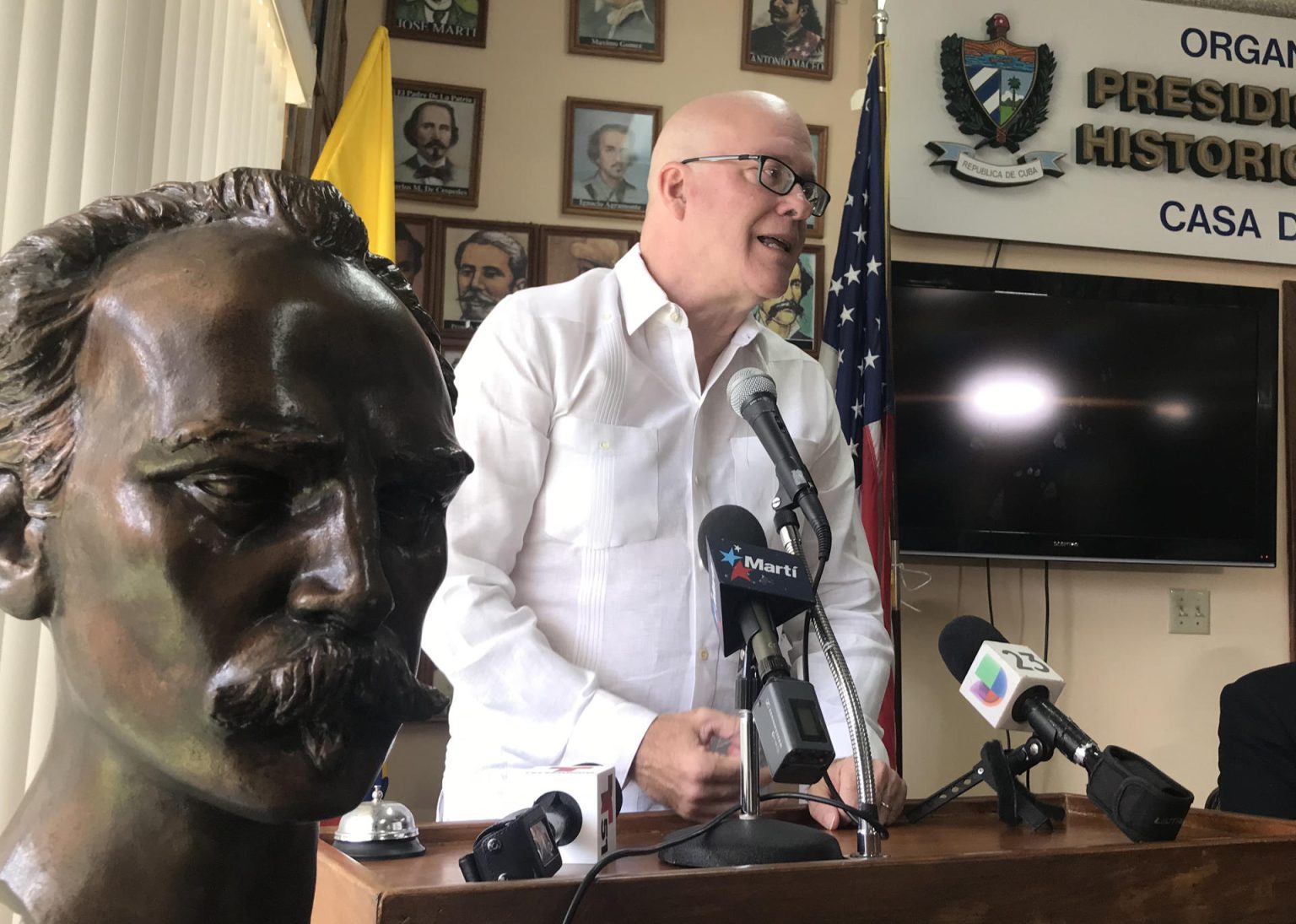 Fotografía de archivo de Orlando Gutiérrez, de la Asamblea de la Resistencia Cubana durante un acto celebrado en la Casa del Preso, sede del Presidio Político Histórico Cubano en Miami, Florida (EE.UU.). EFE/ Ana Mengotti[MEJOR CALIDAD DISPONIBLE]