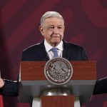 El presidente de México, Andrés Manuel López Obrador, habla durante su conferencia de prensa matutina hoy, en Palacio Nacional de la Ciudad de México (México). EFE/José Méndez