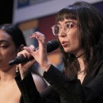 La directora de cine mexicano, Michelle Garza (d), habla durante una rueda de prensa del Festival Internacional de Cine de Morelia, en el estado de Michoacán (México). Fotografía de archivo. EFE/Iván Villanueva