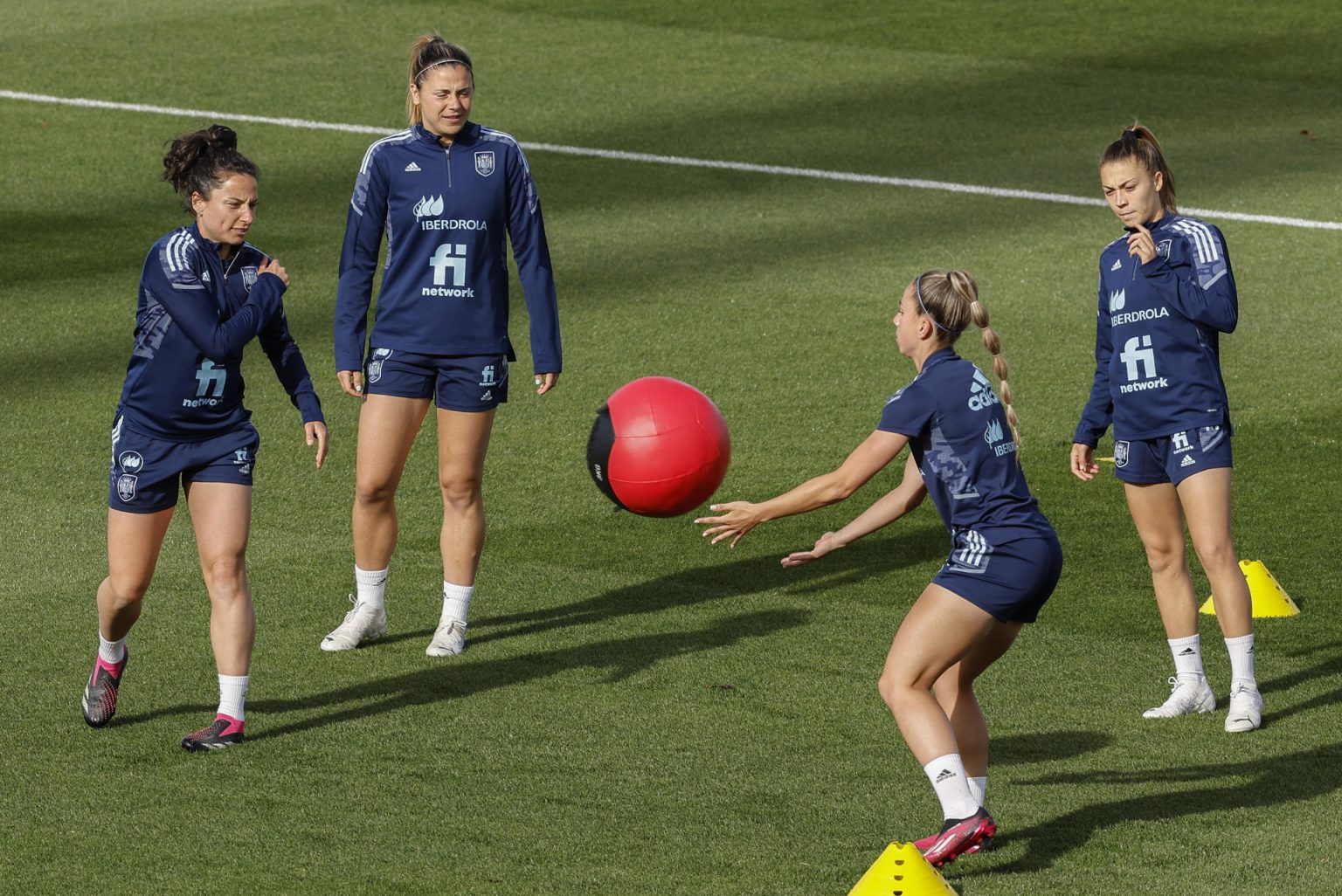 Imagen de archivo de jugadoras de la selección española. EFE/Chema Moya