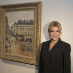 Fotografía de archivo de la baronesa Carmen Thyssen, vicepresidenta del Patronato del Museo Thyssen-Bornemisza, posa ante la obra "Rue Saint Honoré por la tarde", en el CaixaFórmum de Barcelona. EFE/Alejandro García