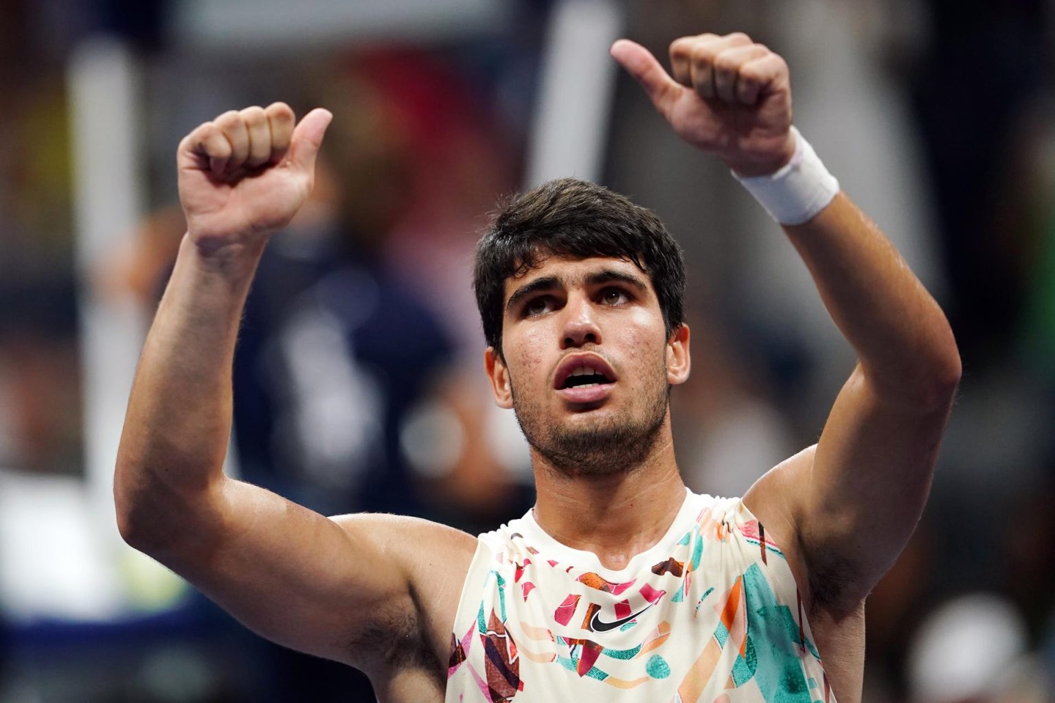 Carlos Alcaraz de España reacciona después de ganar su partido de cuartos de final en Flushing Meadows, Nueva York, EE.UU. EFE/EPA/WILL OLIVER