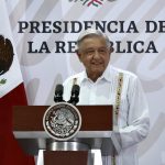 El presidente de México, Andrés Manuel López Obrador, habla durante el quinto informe de gobierno, en el estado de Campeche (México). EFE/Lorenzo Hernández