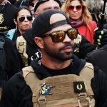 Fotografía de archivo fechada el 12 de diciembre de 2020 del líder de Proud Boys, Enrique Tarrio, durante una marcha hacia Freedom Plaza, en Washington, (EE. UU). EFE/ Gamal Diab