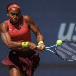 Coco Gauff de Estados Unidos en acción frente a Jelena Ostapenko de Letonia en los cuartos de final del Abierto de Estados Unidos, en el USTA National Tennis Center, en Flushing Meadows, Nueva York (EE.UU.), este 5 de septiembre de 2023. EFE/EPA/Sarah Yenesel