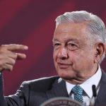 El Presidente de México, Andrés Manuel López Obrador, habla hoy durante su conferencia de prensa matutina en Palacio Nacional, en Ciudad de México (México).  EFE/Sáshenka Gutiérrez