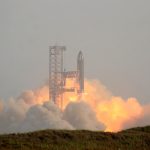 Fotografía que muestra el despegue del cohete Starship en la inmediaciones del Río Bravo, en Matamoros Tamaulipas (México). Imagen de archivo. EFE/Abrahan Pineda-Jacome