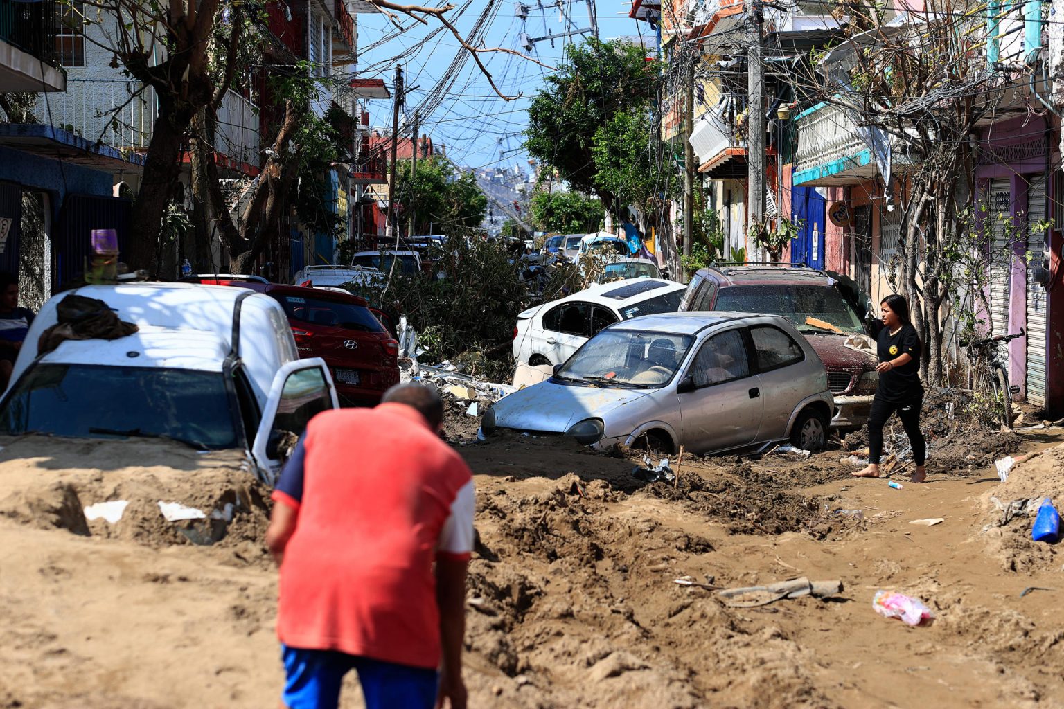 Fotografía de una zona afectada tras el paso del huracán Otis en el balneario de Acapulco, en el estado de Guerrero (México). EFE/David Guzmán