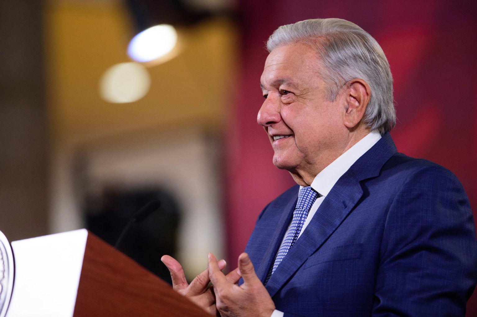 Fotografía cedida por la Presidencia de México, del mandatario mexicano, Andrés Manuel López Obrador, durante una rueda de prensa en el Palacio Nacional de la Ciudad de México (México). EFE/ Presidencia De México SOLO USO EDITORIAL/NO VENTAS/SOLO DISPONIBLE PARA ILUSTRAR LA NOTICIA QUE ACOMPAÑA/CRÉDITO OBLIGATORIO