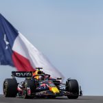 El monoplaza que conduce el neerlandés Max Verstappen (Red Bull Racing) fue registrado este sábado, 21 de octubre, durante el "Sprint Shootout" clasificatorio para el Gran Premio de Fórmula 1 de Estados Unidos, la quinta carrera al sprint de la temporada, en Circuito de las Américas, en Austin (Texas, EE.UU.). EFE/Adam Davis