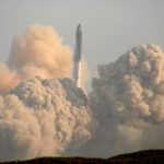 Fotografía de archivo que muestra el despegue del cohete Starship en la inmediaciones del Río Bravo, en Matamoros Tamaulipas (México). EFE/Abrahan Pineda-Jacome