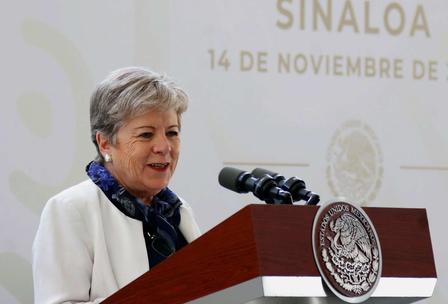 Fotografía cedida por Presidencia de México, de la canciller mexicana Alicia Bárcena durante una conferencia de prensa la ciudad de Culiacán, estado de Sinaloa (México). EFE/ Presidencia de México /SOLO USO EDITORIAL/SOLO DISPONIBLE PARA ILUSTRAR LA NOTICIA QUE ACOMPAÑA (CRÉDITO OBLIGATORIO)