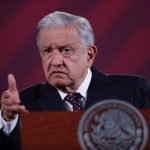 El presidente de México Andrés Manuel López Obrador, habla hoy durante su conferencia de prensa matutina en Palacio Nacional en Ciudad de México (México). EFE/Sáshenka Gutiérrez