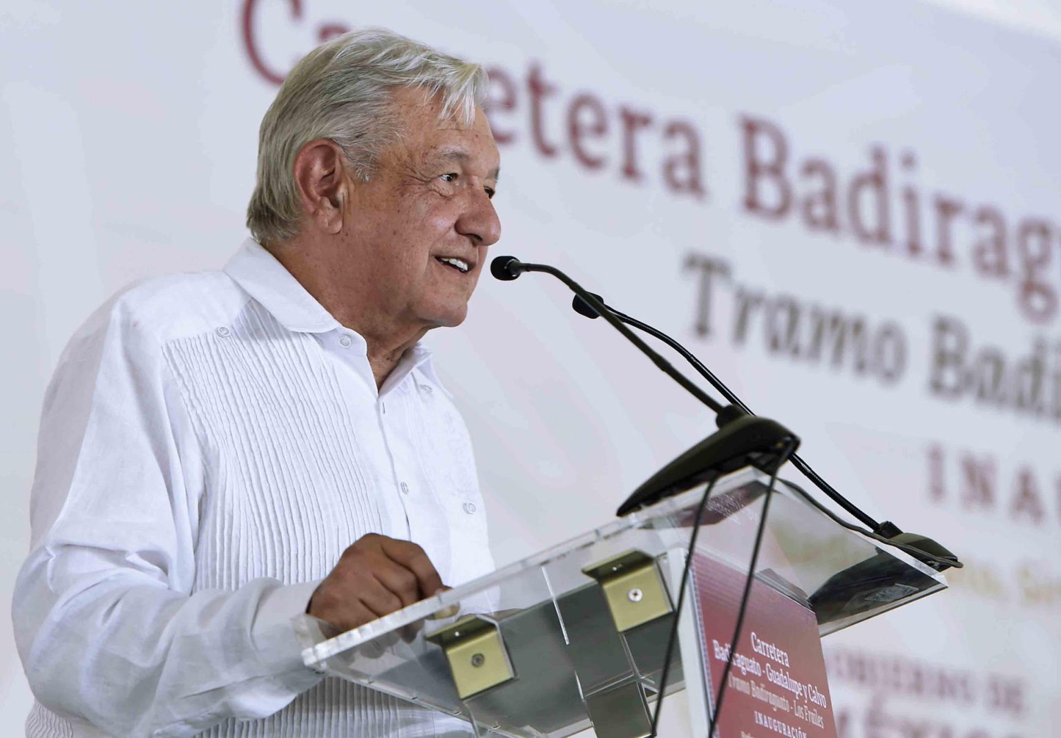 Fotografía cedida hoy por Presidencia de México, del mandatario mexicano Andrés Manuel López Obrador durante una conferencia de prensa la ciudad de Badiraguato, estado de Sinaloa (México). EFE/ Presidencia de México /SOLO USO EDITORIAL/SOLO DISPONIBLE PARA ILUSTRAR LA NOTICIA QUE ACOMPAÑA (CRÉDITO OBLIGATORIO)