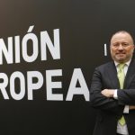 El director general para las Américas en el servicio exterior de la Unión Europea, Brian Lynn posa al termino de una entrevista con EFE, el 25 de noviembre de 2023, en el marco de la Feria Internacional del Libro (FIL) 2023, en la ciudad de Guadalajara en Jalico (México). EFE/ Francisco Guasco