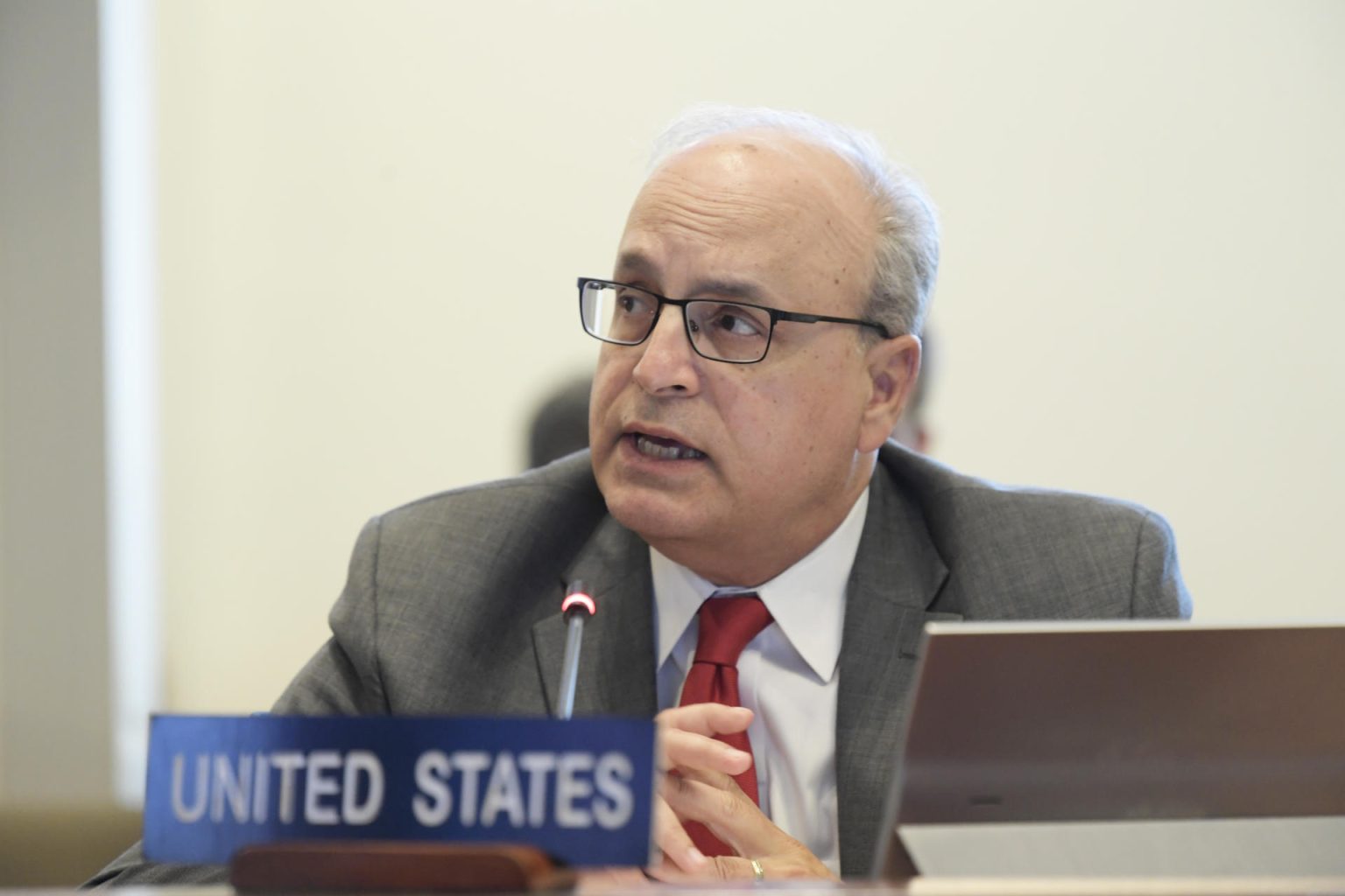 El representante permanente de Estados Unidos ante la Organización de los Estados Americanos (OEA), Francisco Mora. Imagen de archivo. EFE/Lenin Nolly