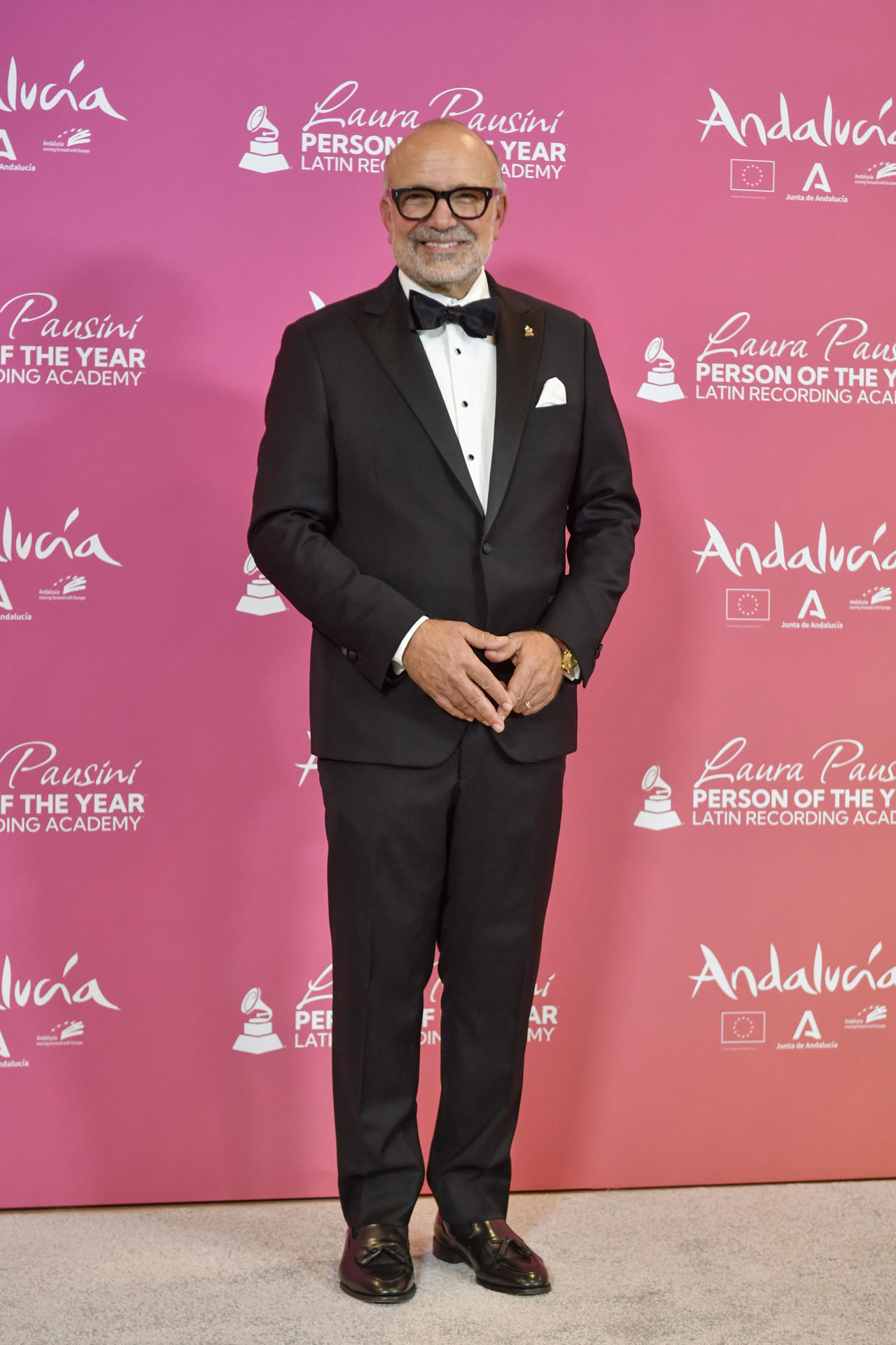 LEl CEO de los Latin Grammy, Manuel Abud, posa en la alfombra roja este miércoles, durante el evento de la Academia Latina de la Grabación Persona del Año, en Sevilla. EFE/ Raúl Caro