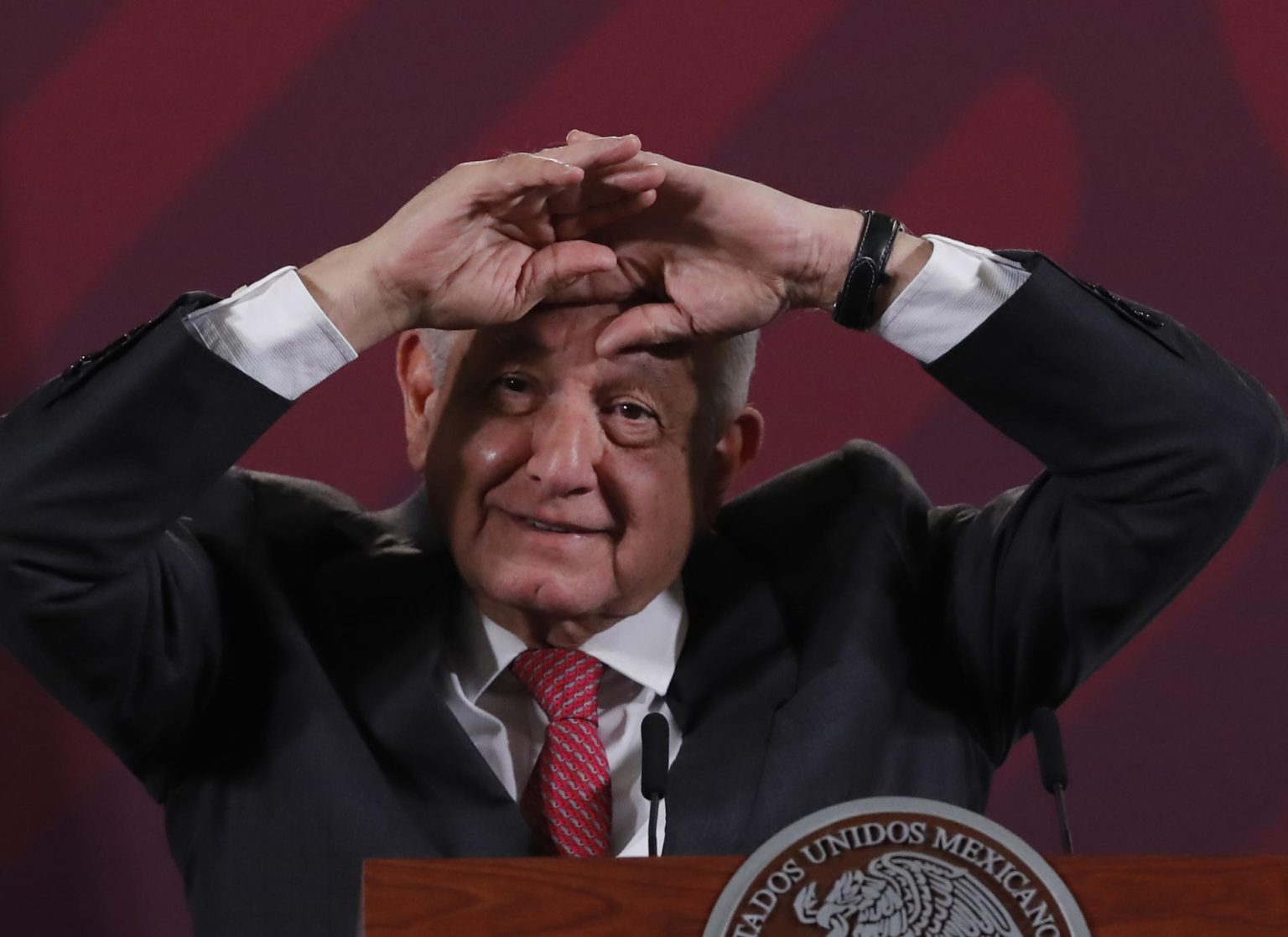 El presidente de México, Andrés Manuel López Obrador, habla durante una conferencia matutina en el Palacio Nacional de Ciudad de México (México). EFE/Mario Guzmán