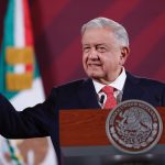 El presidente de México, Andrés Manuel López Obrador, habla hoy durante su conferencia matutina en Palacio Nacional, en Ciudad de México (México). EFE/Sáshenka Gutiérrez