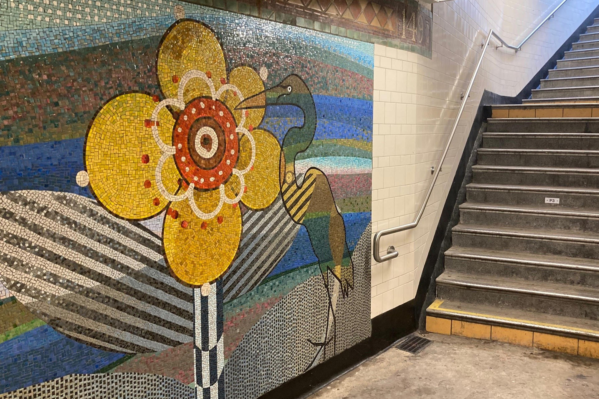 Fotografía sin fecha cedida por la Autoridad Metropolitana del Transporte (MTA) de Nueva York donde se aprecia un detalle del mosaico del artista Glenn Goldberg titulado 'Río Bronx' situado en el entresuelo de la estación de metro de la calle 149 en el barrio del Bronx en Nueva York (EE.UU.). EFE/John Berens/MTA /SOLO USO EDITORIAL /NO VENTAS /SOLO DISPONIBLE PARA ILUSTRAR LA NOTICIA QUE ACOMPAÑA /CRÉDITO OBLIGATORIO
