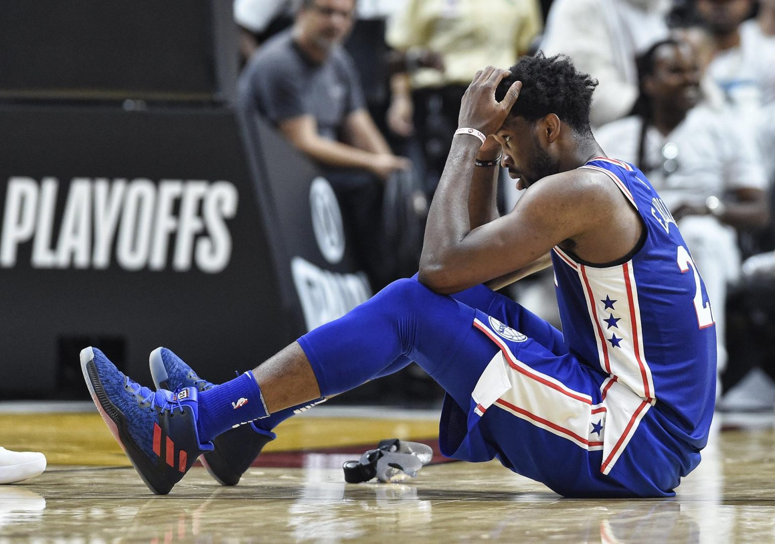 El jugador de los Philadelphia 76ers Joel Embiid, en una fotografía de archivo. EFE/Rhona Wise