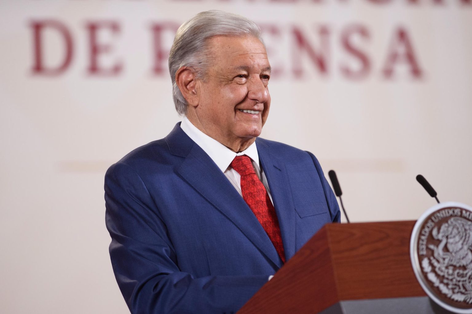 Fotografía cedida hoy por la presidencia de México, del mandatario mexicano, Andrés Manuel López Obrador, durante una rueda de prensa en Palacio Nacional de la Ciudad de México (México). EFE/Presidencia de México/SOLO USO EDITORIAL/SOLO DISPONIBLE PARA ILUSTRAR LA NOTICIA QUE ACOMPAÑA(CRÉDITO OBLIGATORIO)