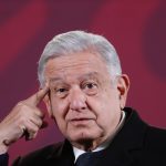 El presidente mexicano, Andrés Manuel López Obrador, habla durante su conferencia de prensa matutina hoy, en el Palacio Nacional de la Ciudad de México (México). EFE/ Sáshenka Gutiérrez