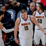 El centro de Denver Nuggets Nikola Jokic (C) de Serbia. EFE/EPA/ERIK S. MENOR CASTILLO AGOTADO