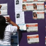 Integrantes de diferentes colectivos y madres de victimas desaparecidas, protestan en Ciudad Juárez, en Chihuahua (México). Imagen de archivo. EFE/Luis Torres